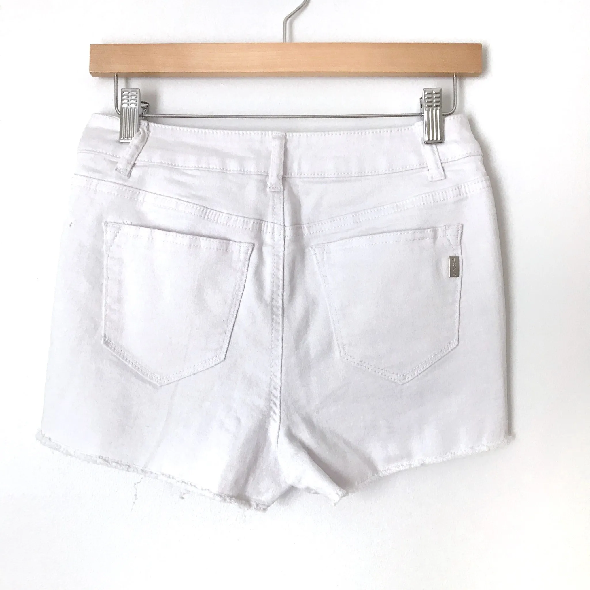 1822 Denim White Frayed Hem Shorts- Size 27