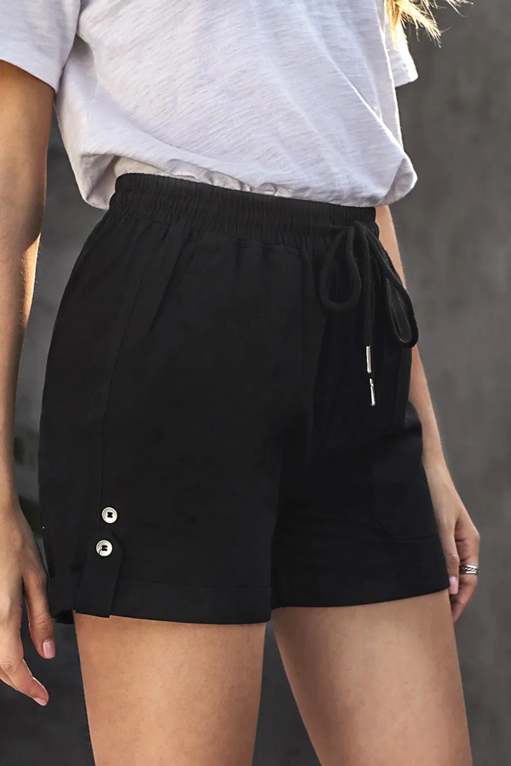 Black Elastic Waist Pocketed Drawstring Shorts