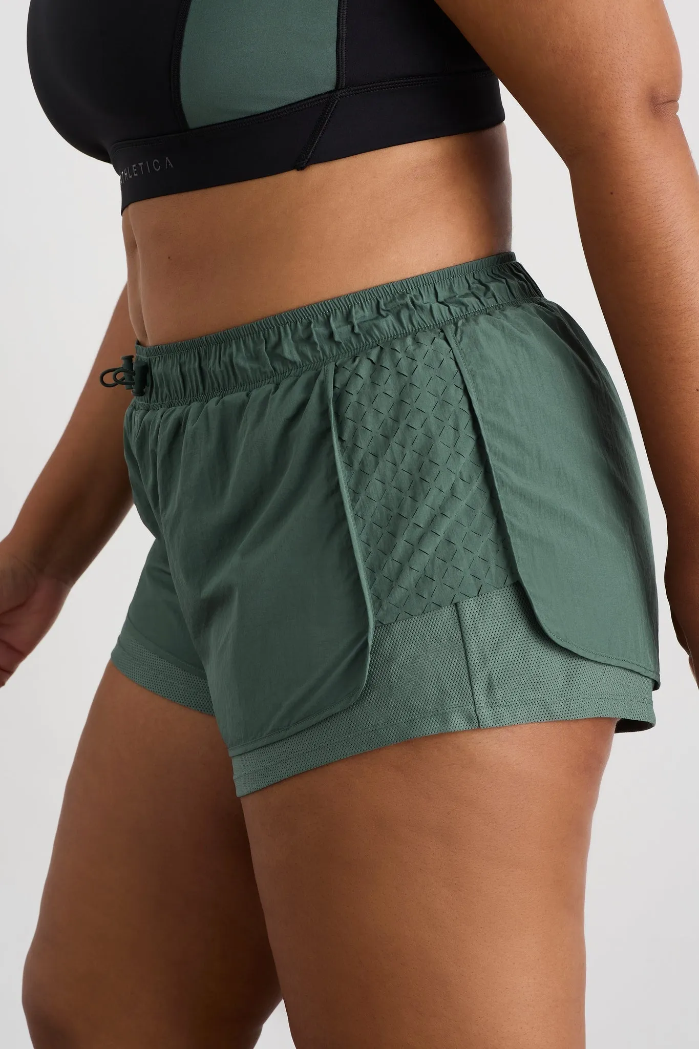 Perforated Spray Shorts 019