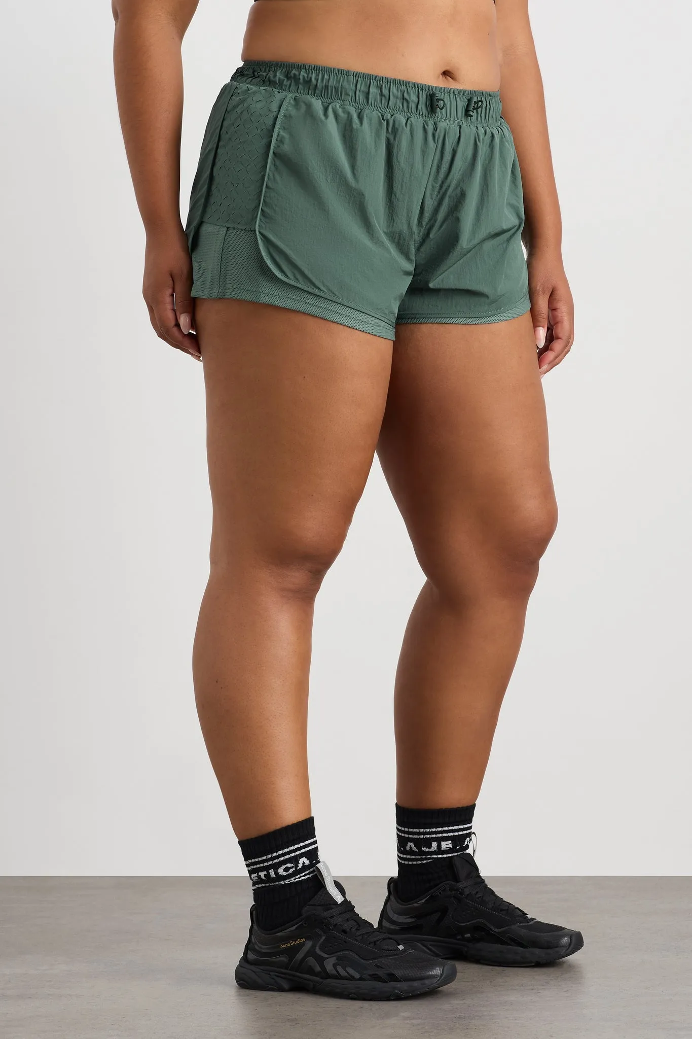 Perforated Spray Shorts 019