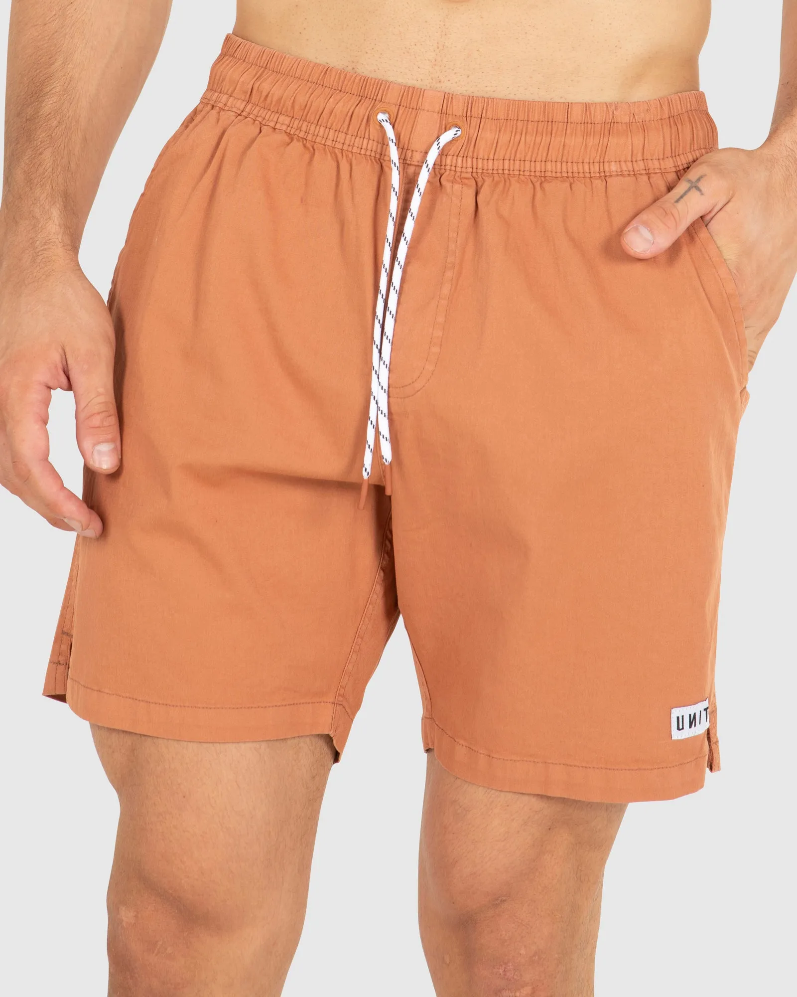 UNIT Vacay Mens 16" Elastic Shorts